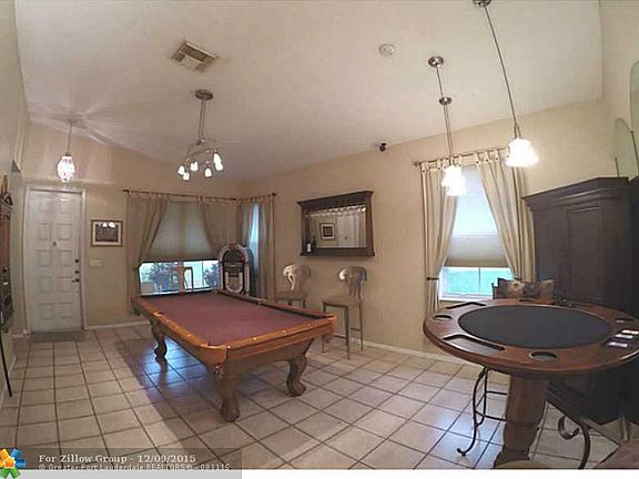 3rd image of 16149 SW 11th St