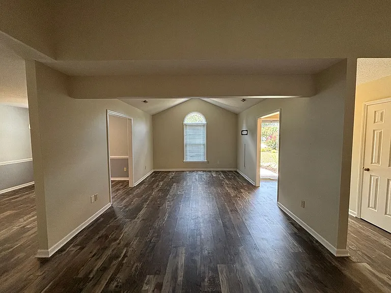 5405 Beretta Way — Photo 17