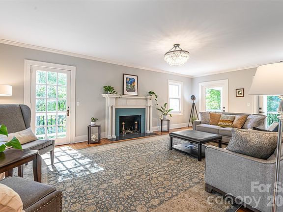5th image of 55 Edgemont Rd