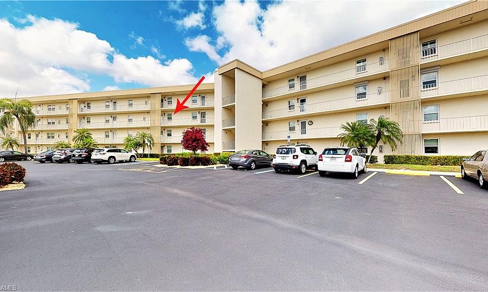1st image of 6220 Augusta Dr APT 208