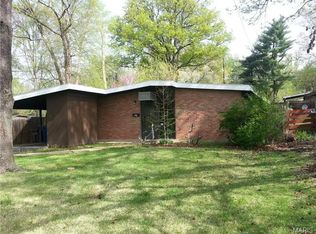 8319 Hatina Dr, Saint Louis, MO 63134