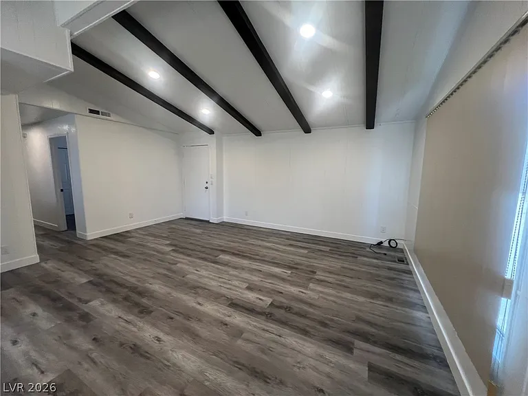 3020 W Charleston Park Ave — Photo 4