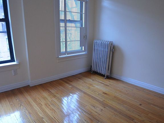 4th image of 446 W 164th St APT 14