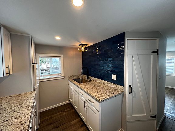 5th image of 350 Hinds Ave #362