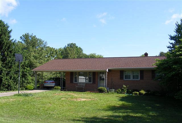 1st image of 962 Sunnybrook Cir