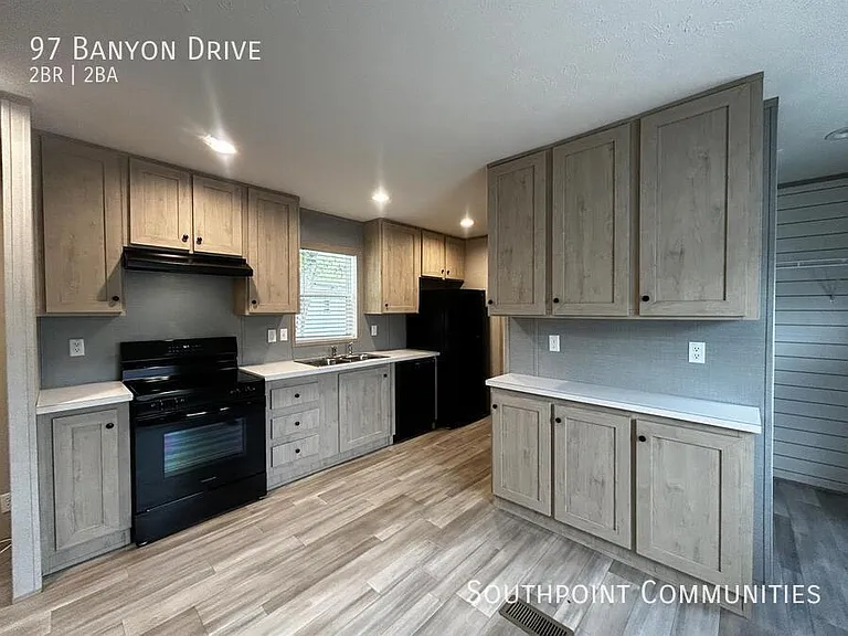 97 Banyon Dr — Photo 5