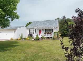 1524 Berkshire Dr, Newton, NC 28658