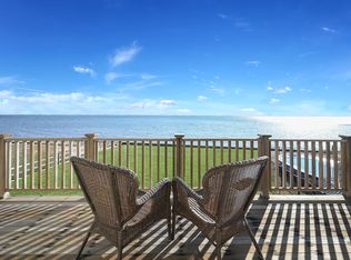 7 Bay Rd, East Patchogue, NY 11772