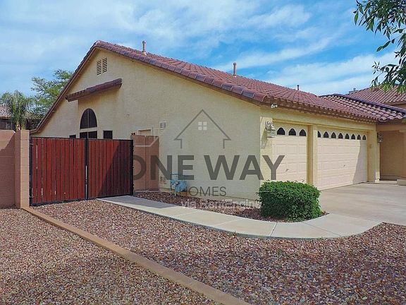 3rd image of 1430 E Crescent Way