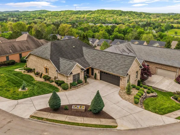 130 Timber Cir, Lenoir City, TN 37772