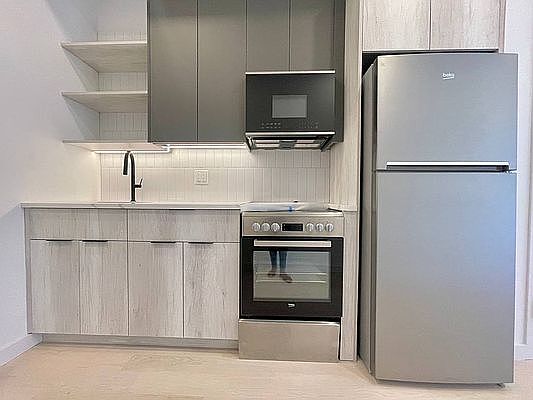 3rd image of 308 Linden Blvd #6C