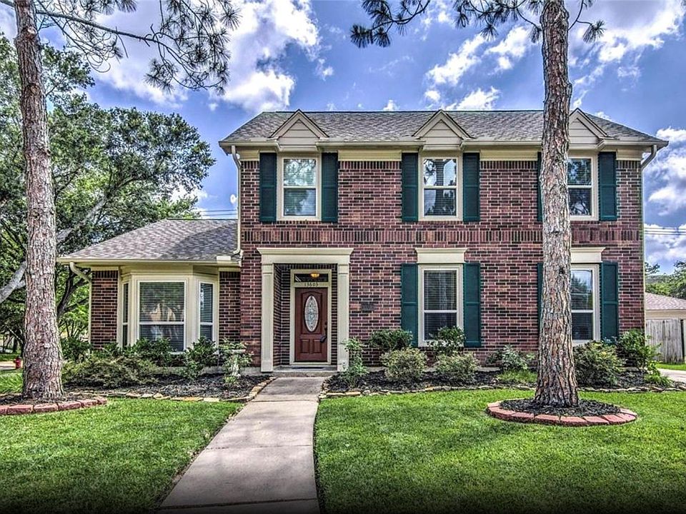 1st image of 13603 Robin Hill Ct