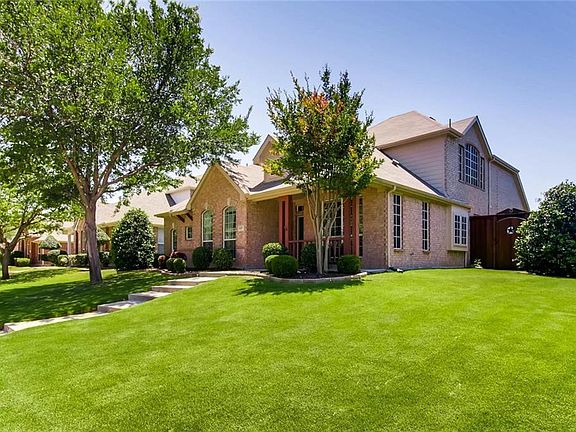 3rd image of 11697 Forestbrook Dr