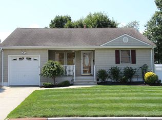 31 Middlehill Rd, Colonia, NJ 07067