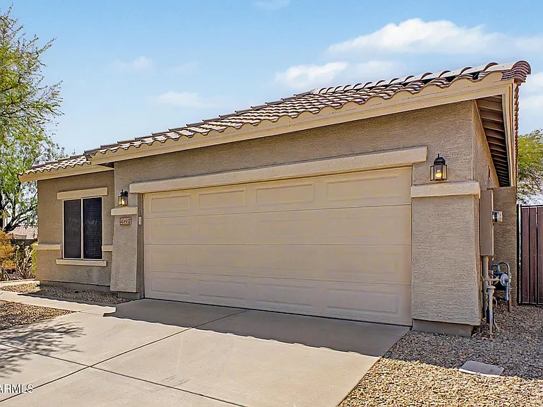 40602 N Apollo Way — Photo 4