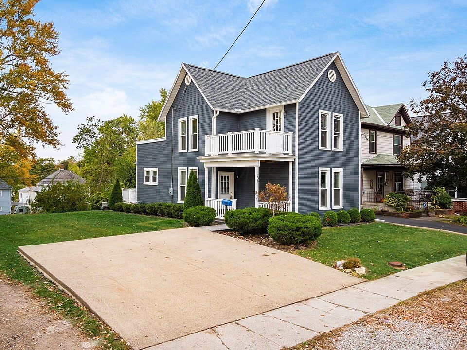 1st image of 206 Gurley Ave