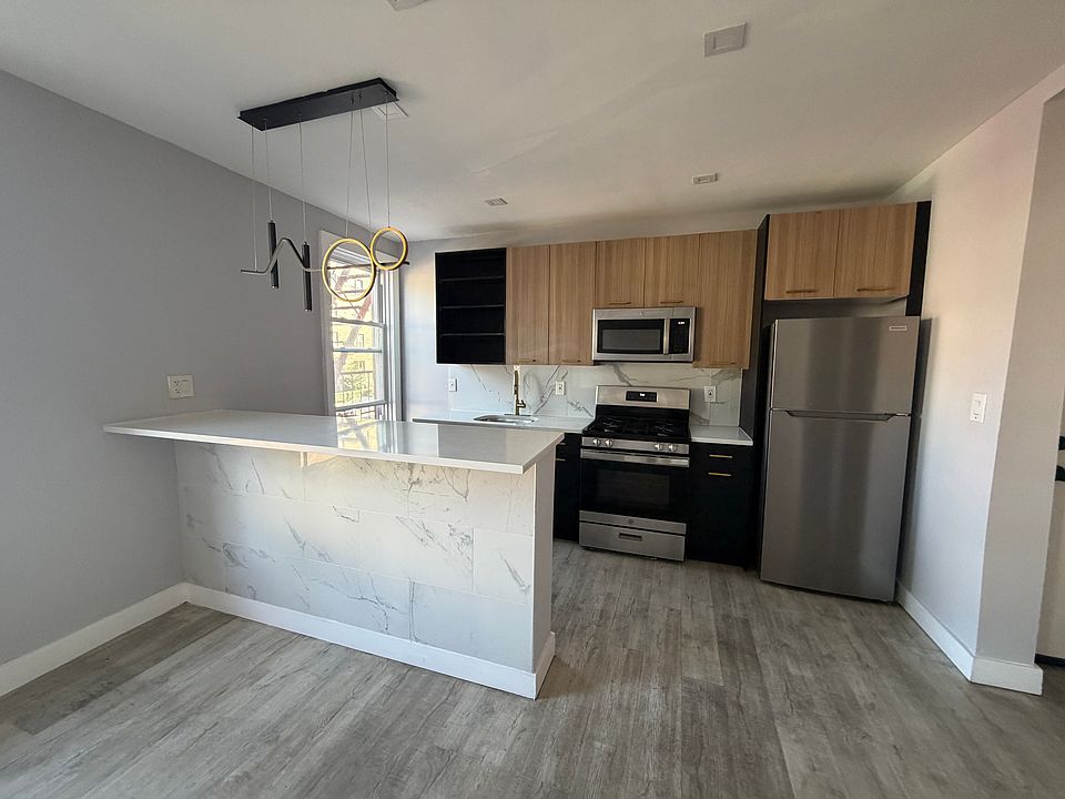 1st image of 2707-09 John F Kennedy Blvd #2R