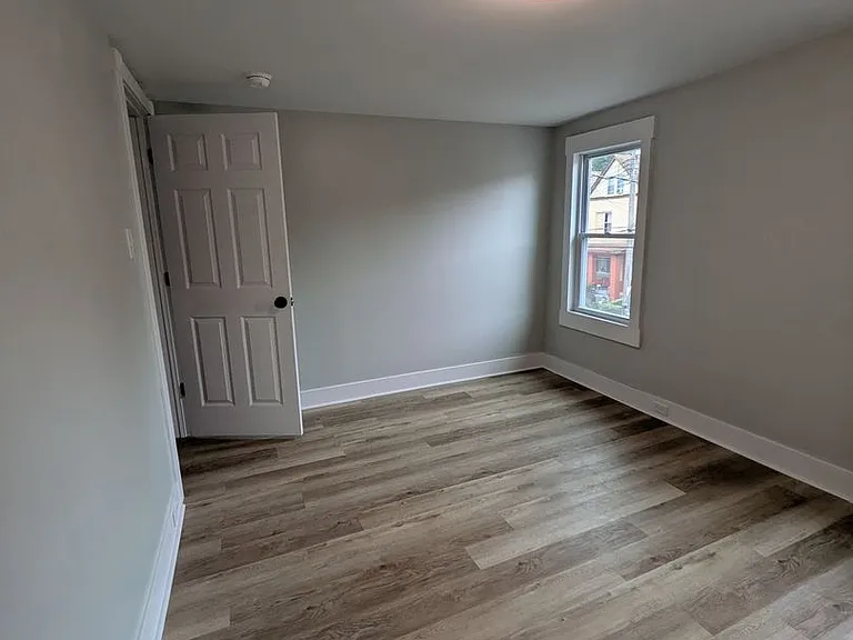 7526 Dickson St — Photo 18