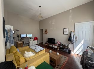 2224 E York St APT 1R, Philadelphia, PA 19125