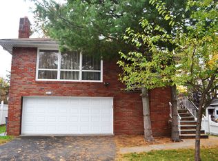 214 Christie St, Leonia, NJ 07605