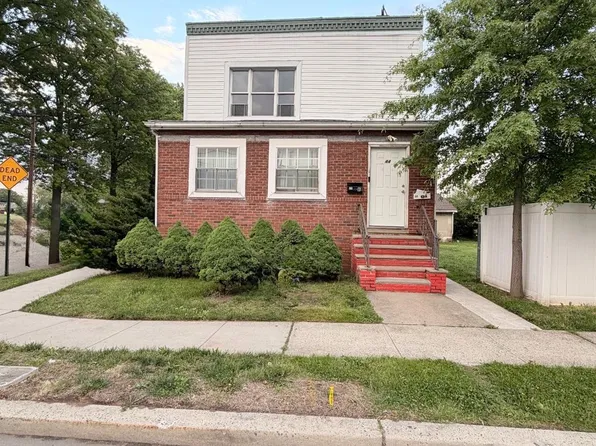 44 E Tappen St, Port Reading, NJ 07064