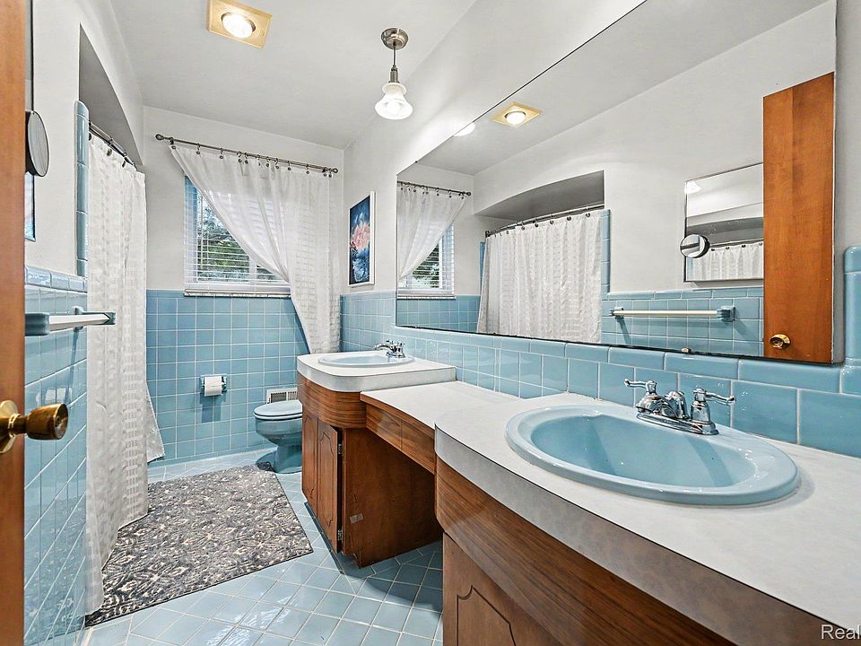 1771 Pruit Dr, photo 19