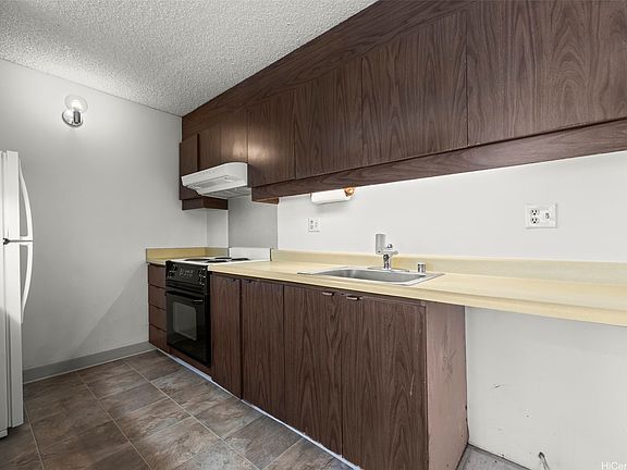 4th image of 1621 Dole St APT 1001