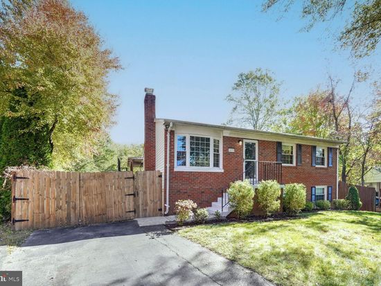 14151 Landon Ln, Woodbridge, VA 22193