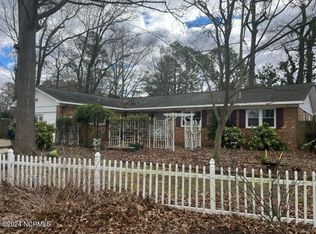 215 Hardee Rd, Greenville, NC 27858