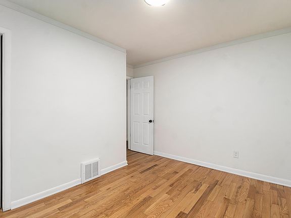 2nd image of 7281 Rockdale St