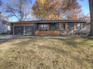4905 Mohawk Dr, Roeland Park, KS 66205