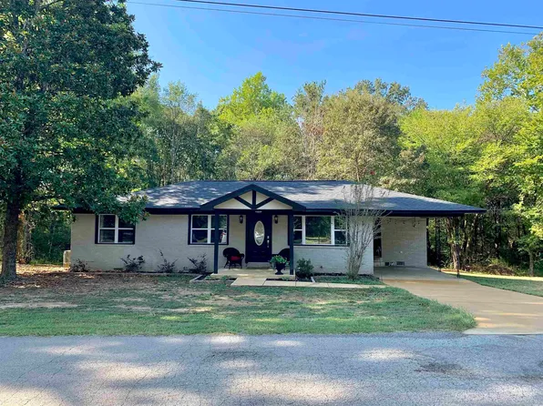 17 County Road 747, Walnut, MS 38683