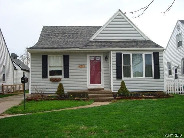 1st image of 271 McConkey Dr