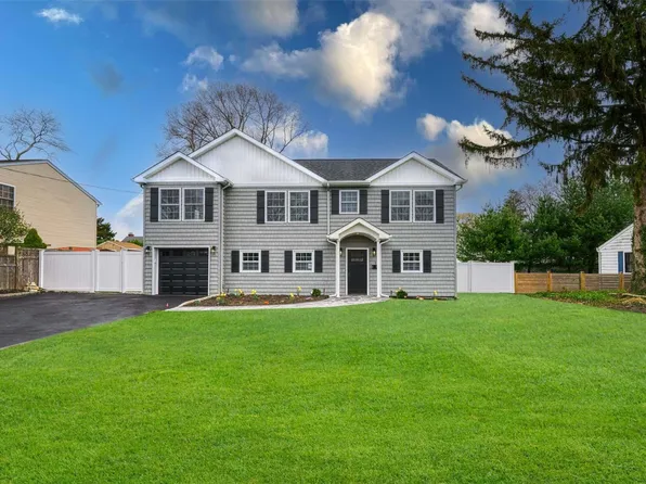 11 Dick, Northport, NY 11768