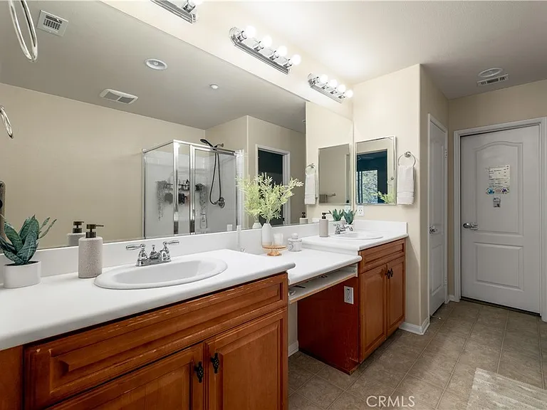 30505 Canyon Hills Dr — Photo 13