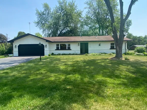1150 S Lincoln Ave, Montgomery, IL 60538