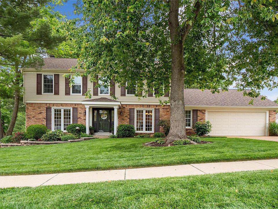 1st image of 1323 Parkview Valley Dr