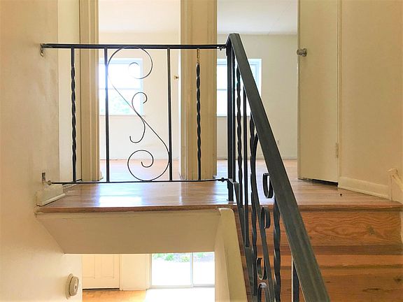 Private Stairwell