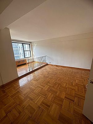 4th image of 98-50 63rd Dr #4J