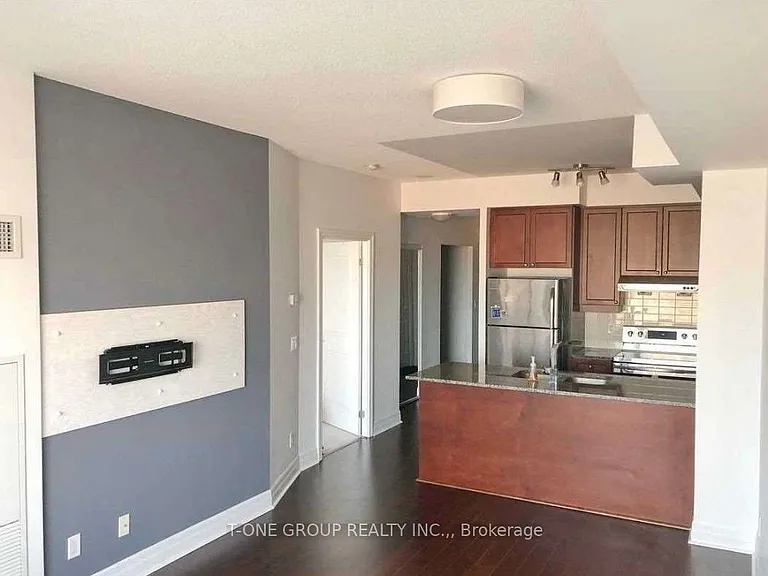 8110 Birchmount Rd #511 — Photo 2