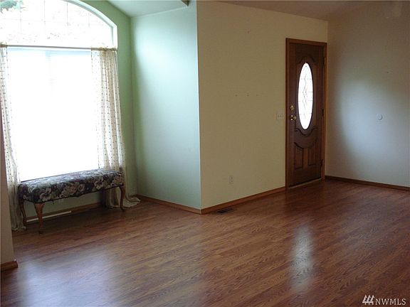 4th image of 7103 58th St NE