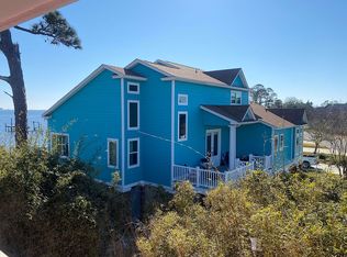 1301 Soundview Trl, Gulf Breeze, FL 32561