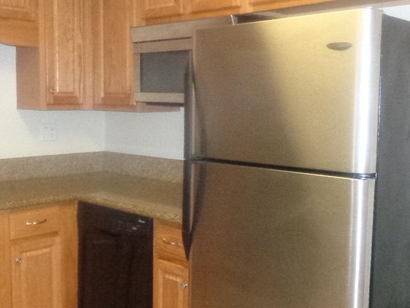 3rd image of 1681 Bayview Heights Dr Unit 35