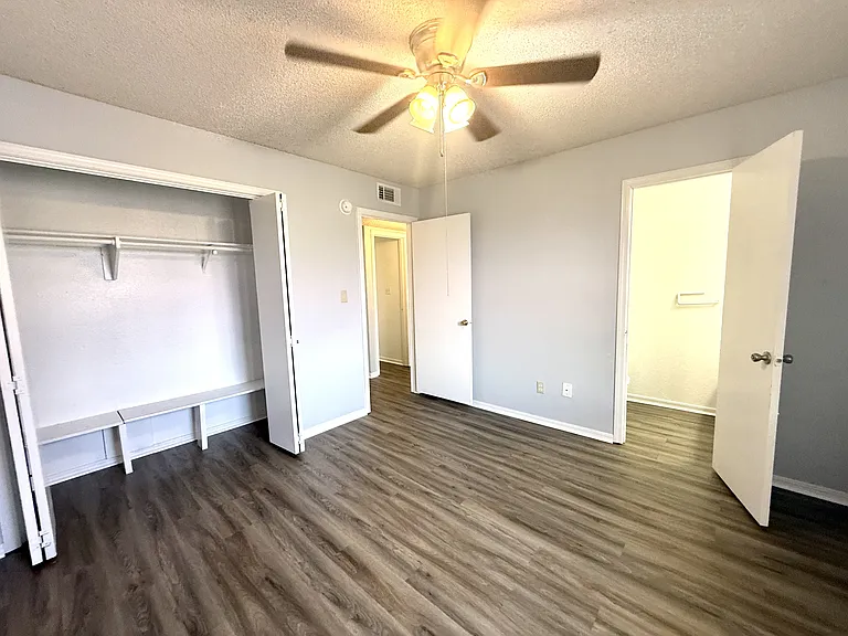 2206 Shenandoah Dr — Photo 14