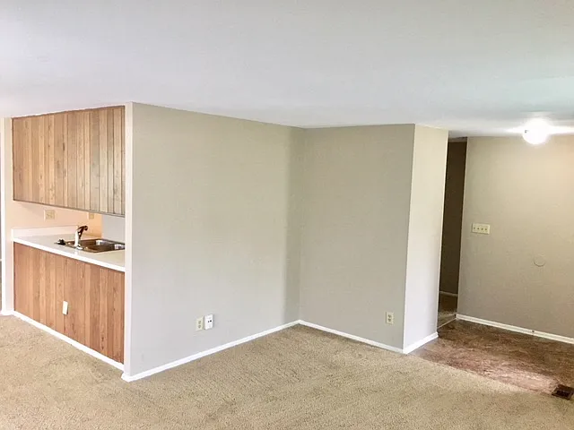 5626 Troy Villa Blvd — Photo 5