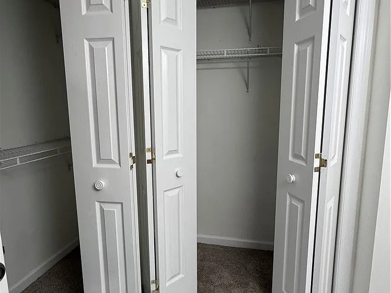 1535 Londonderry Pl — Photo 21