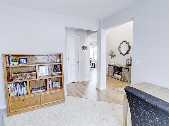 3rd image of 993 Clover Lane