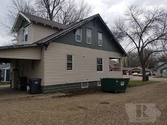 5th image of 1042 S Main Ave