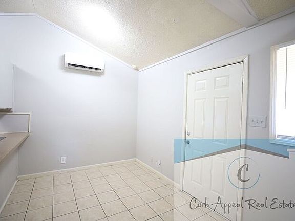 5th image of 509 Marshall St APT A