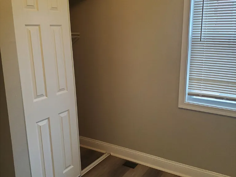 17 W Talbott St #800 — Photo 8